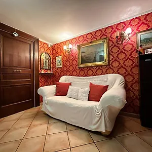 https://la-rotonda-a-toledo.hotels-amalfi.com