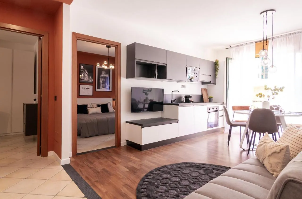 Apartment With Jacuzzi Suite And 100-M2 Terrace Perugia 0*,